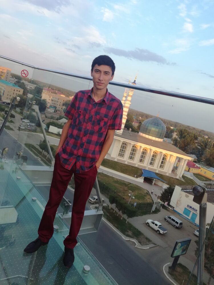 ���� 12208215 ������� Abish, 38 ���, ���� ���������� � ��������