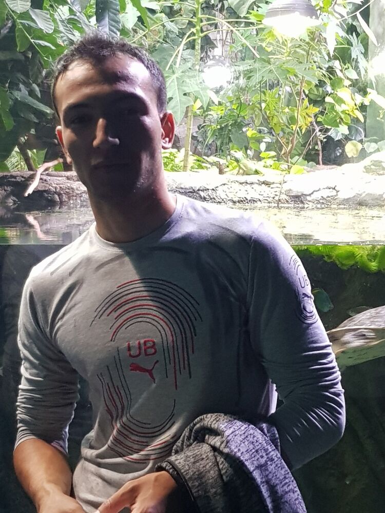 ���� 19852515 ������� �����, 32 ����, ���� ���������� � �������������