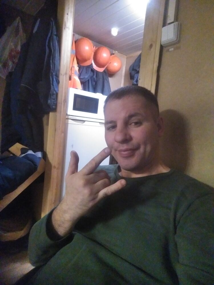  40762825  , 45 ,    