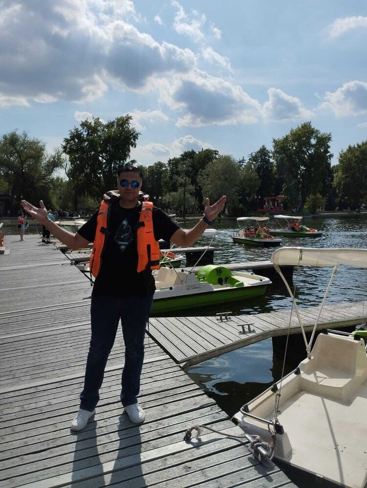  44677765  Mohamed, 43 ,    