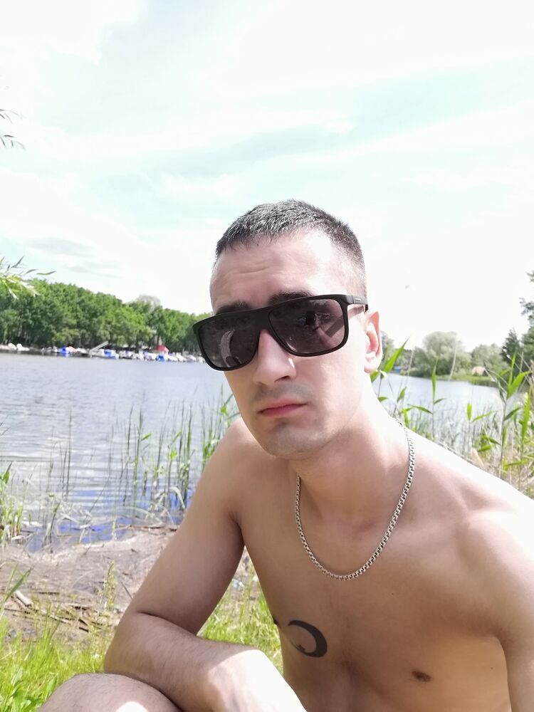  28989655  , 30 ,    