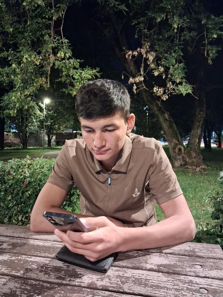  53339025  , 21 ,    