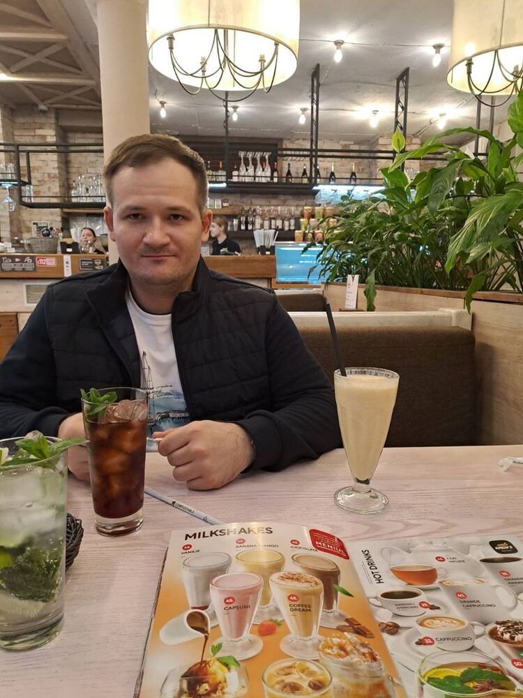 ���� 42387925 ������� John, 35 ���, ���� ���������� � ��������