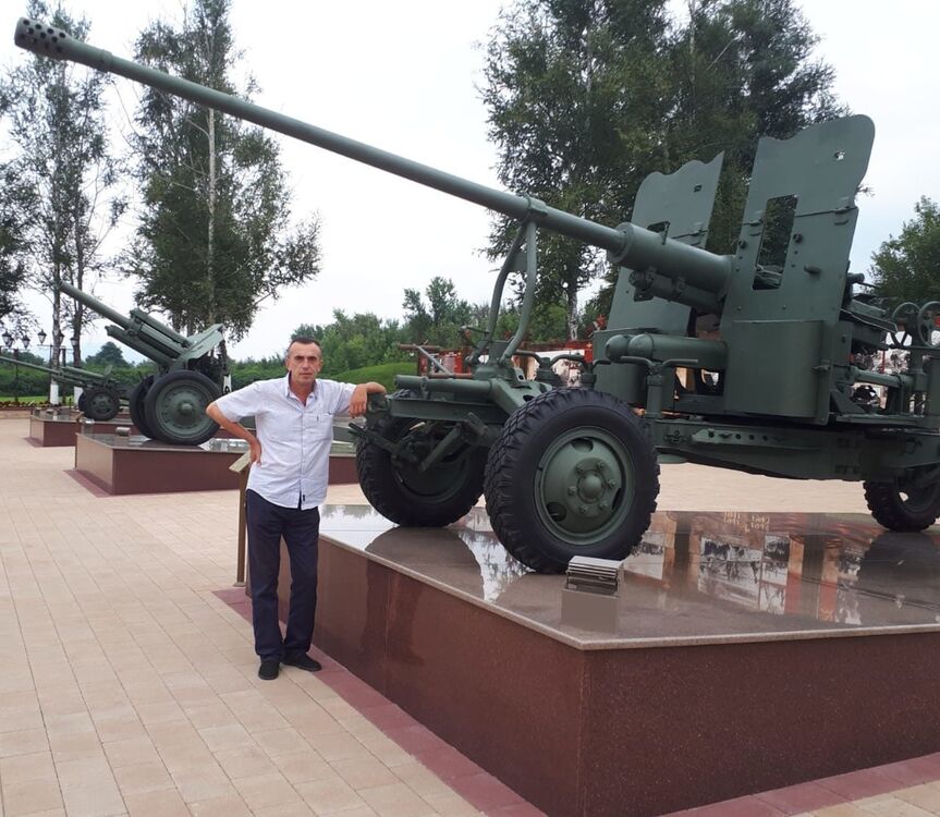  14872665  Oleg, 58 ,    