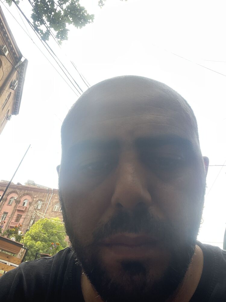  52660045  , 32 ,    