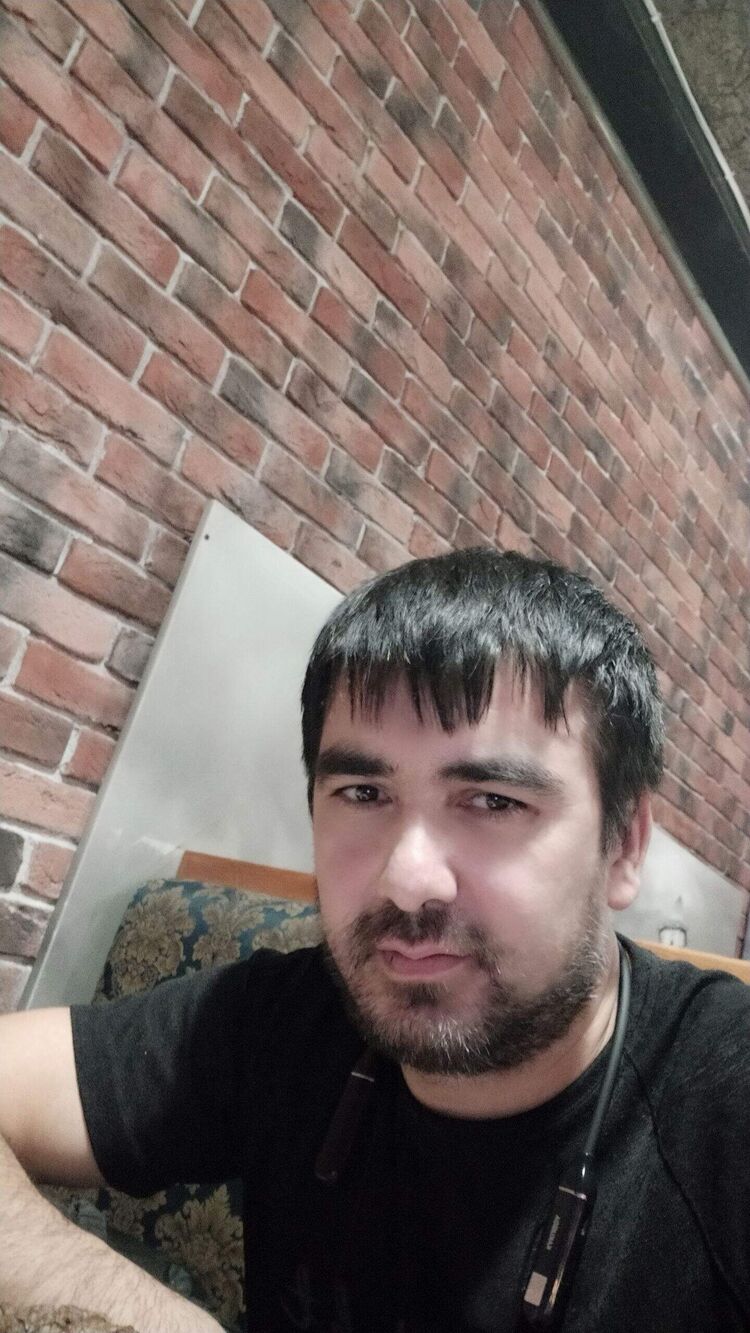  42916225  Begzod, 35 ,    