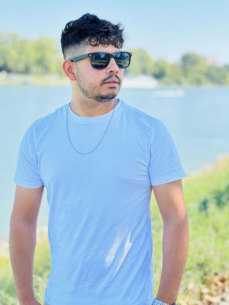  38331345  Jann, 26 ,    Frankenthal