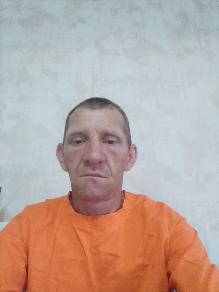  35620865  , 44 ,    