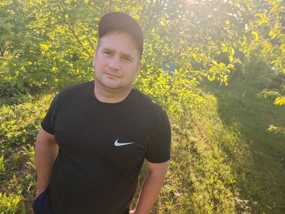  44777875  Vasya, 37 ,    