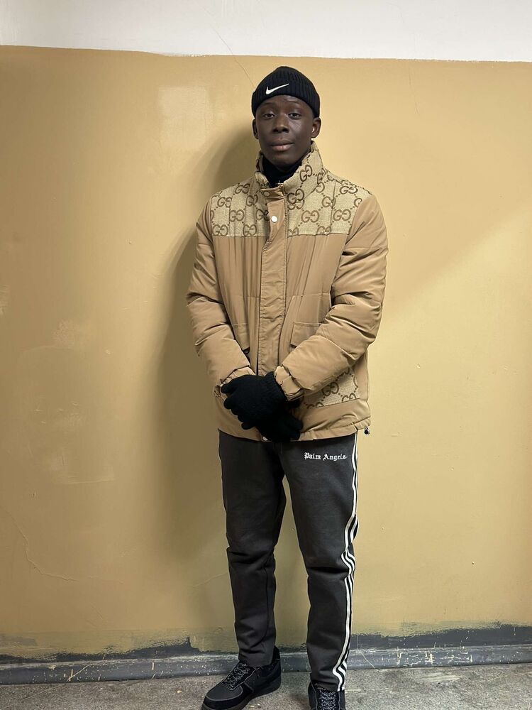  54170375  , 24 ,    -