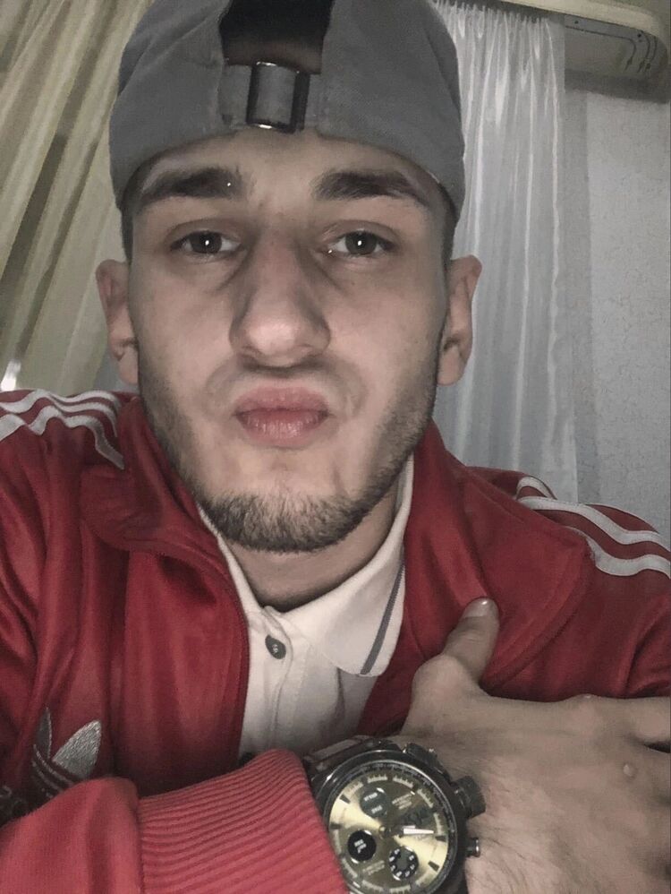  48143385  , 23 ,     