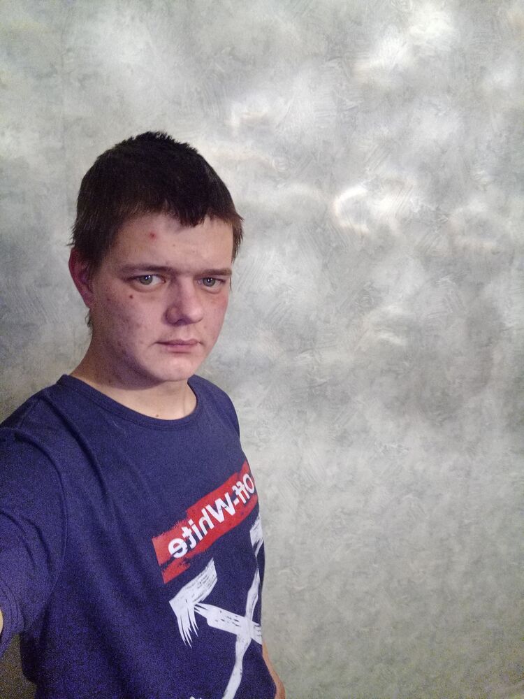  -,   Petr, 30 ,     , c , 