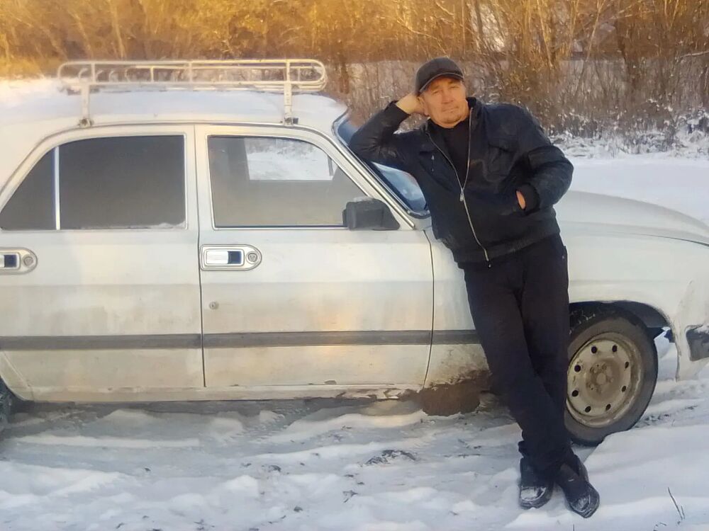  ,   Vlad, 51 ,   ,   