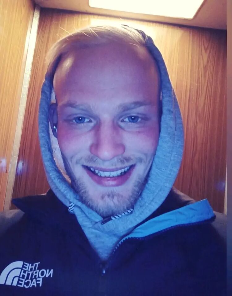  39607845   , 26 ,    -