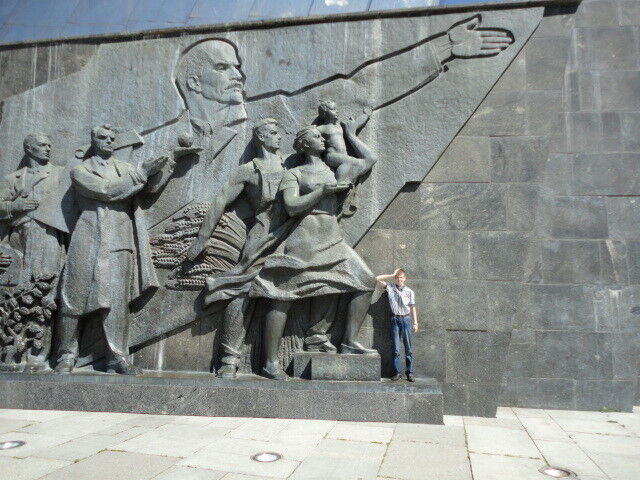  ,   Zhenya, 43 ,   ,   , c 