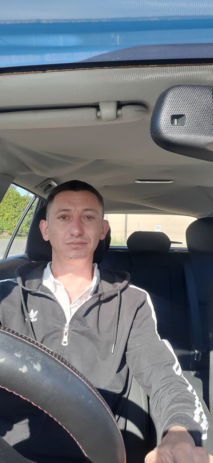  41195885  Vasja, 39 ,    