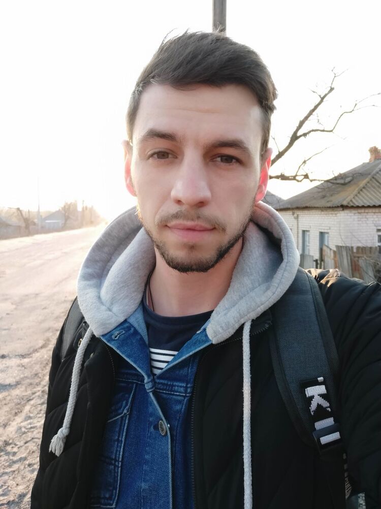 ���� 18131485 ������� �����, 32 ����, ���� ���������� � ��������