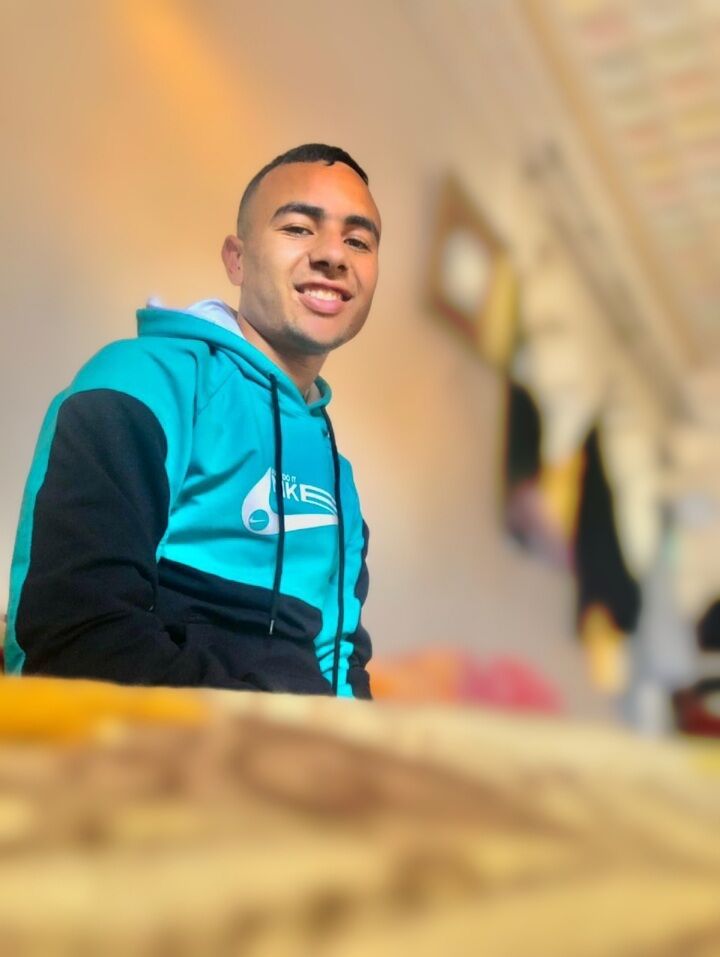  ,   Kamal, 23 ,   ,   
