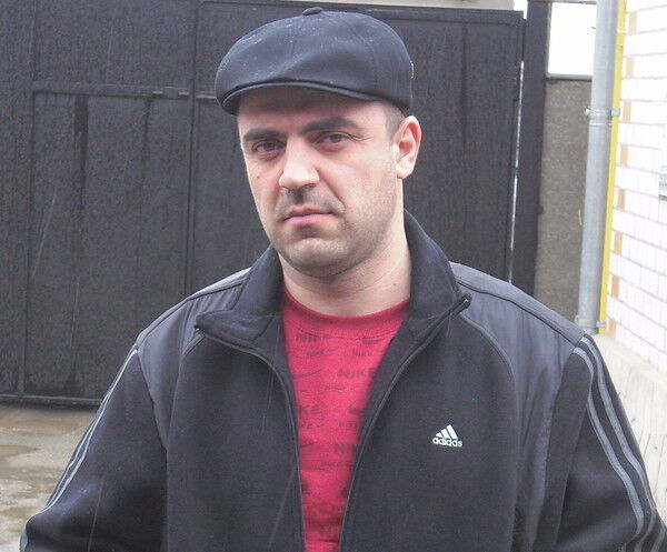 9232245  Artur, 50 ,    
