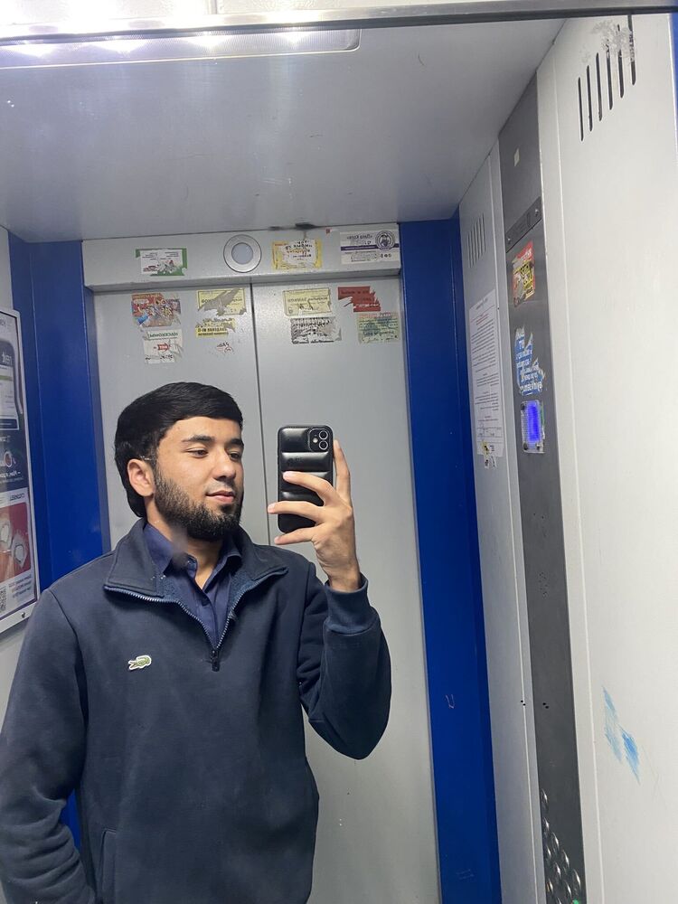  54040775  Qayum, 19 ,    