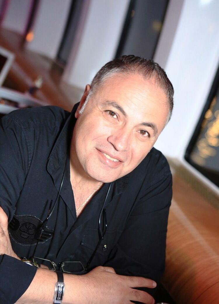  New York City,   Alejandro, 61 ,   ,   , c 