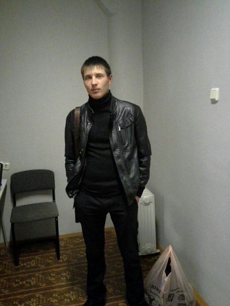 31445475  Vladimir, 34 ,    