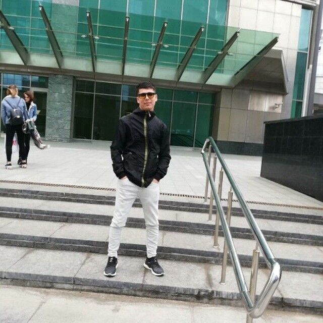  18364325  Rustam, 32 ,    