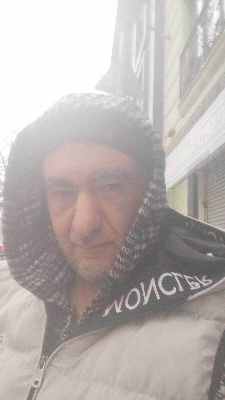  51395825  Suleyman, 54 ,    