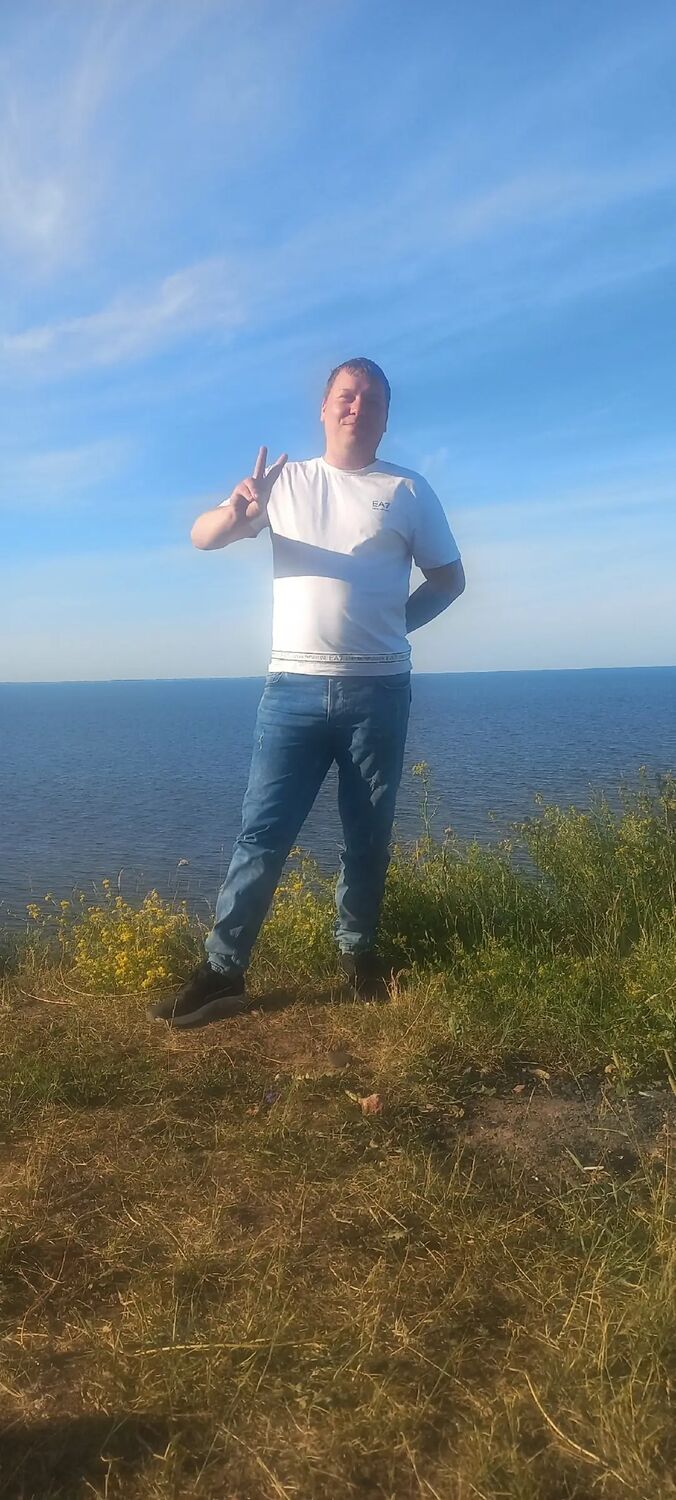  46171345  Denis, 35 ,    