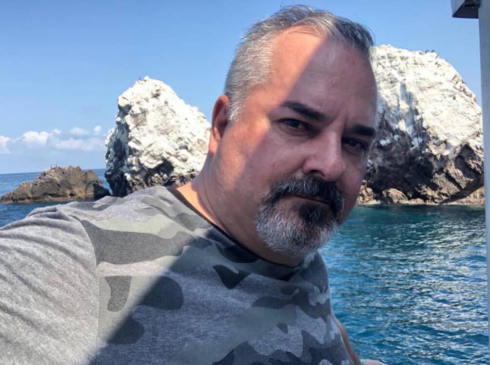  46818615  Michael, 62 ,    -