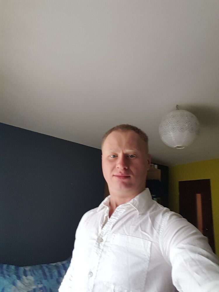  21615485  Sergey, 40 ,    