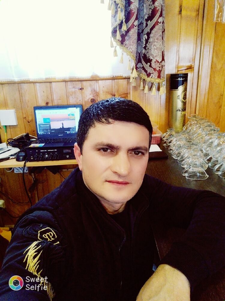 31408925  Saxriyar, 42 ,    