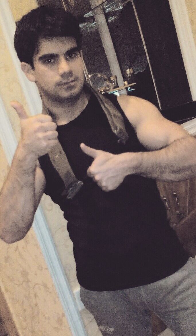  6925135  Roman, 36 ,    