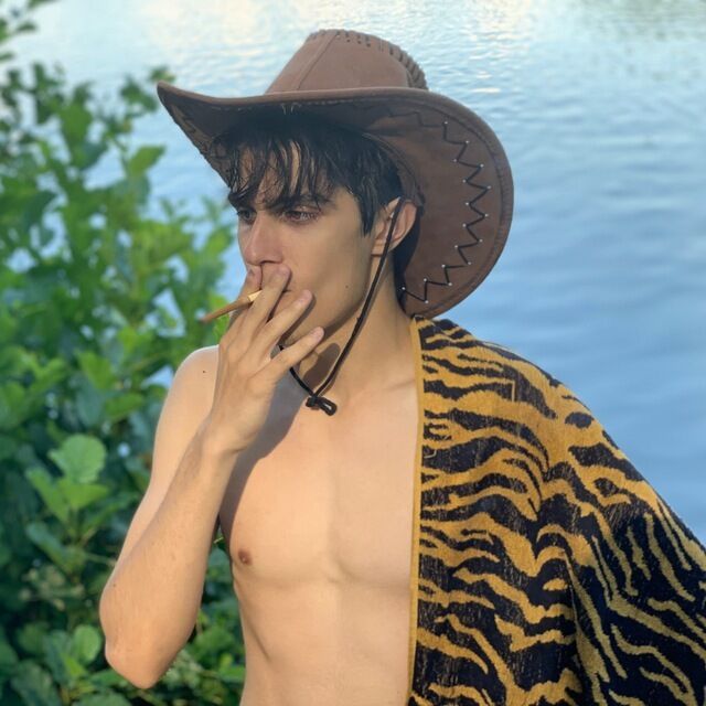  -,   , 22 ,   ,   