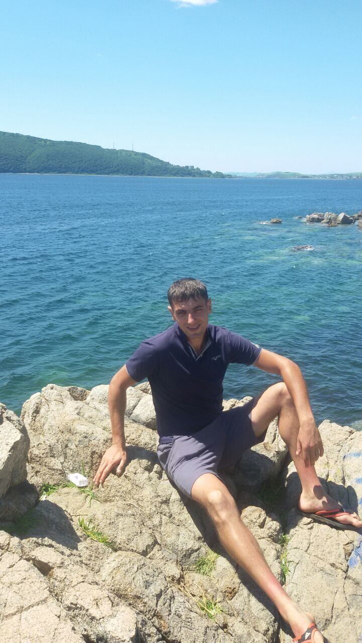  ,   Davit, 36 ,   ,   