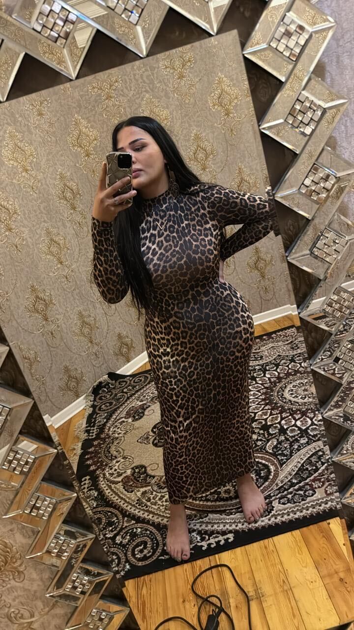  52803375  Zara, 29 ,    