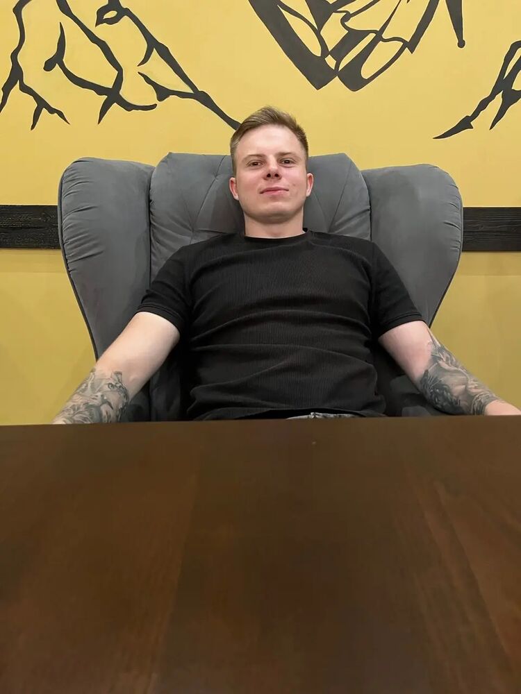  40347465  Vyacheslav, 27 ,    