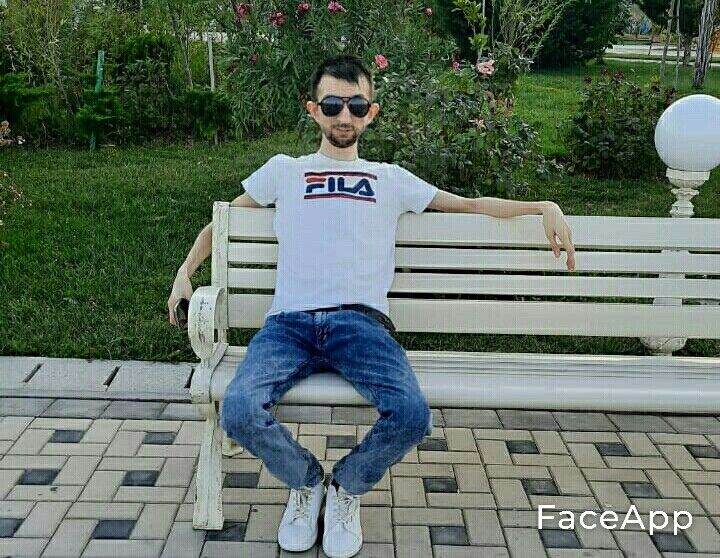  21088855  Elisqo, 23 ,    