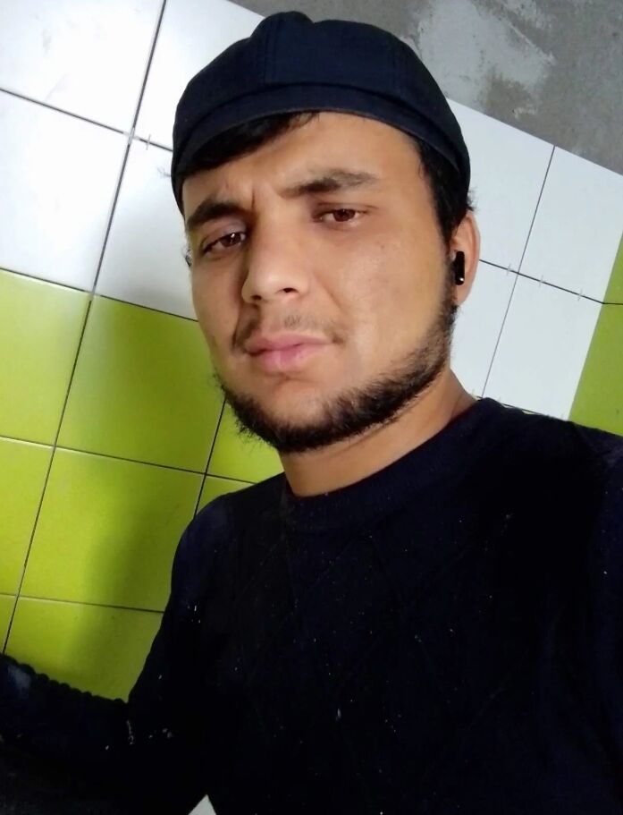  48042435  TIMUR, 28 ,    