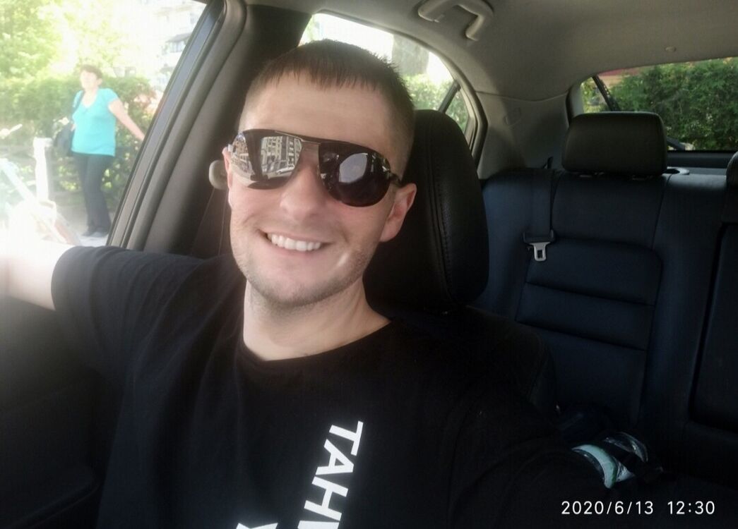  ,   ndriy, 40 ,   ,   , c 