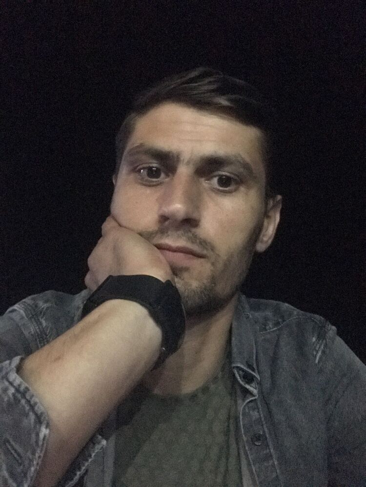  38422805  , 31 ,    
