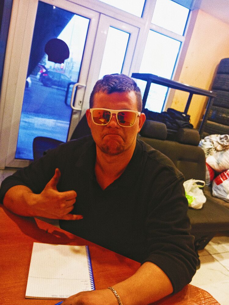  43471205  Serega, 23 ,    