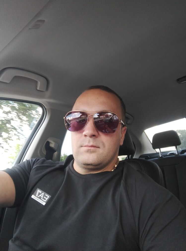  53069585  , 39 ,    