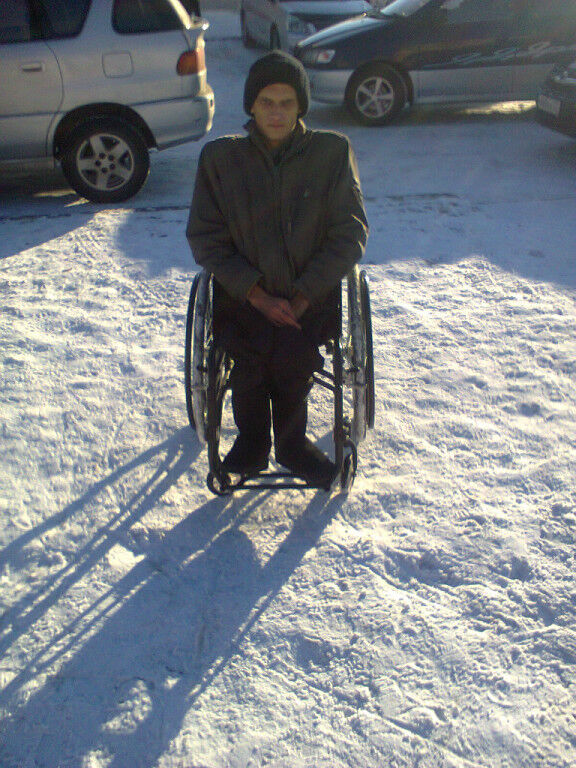  -,   Anton, 42 ,   ,   , c 