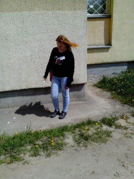  15047555  , 25 ,    