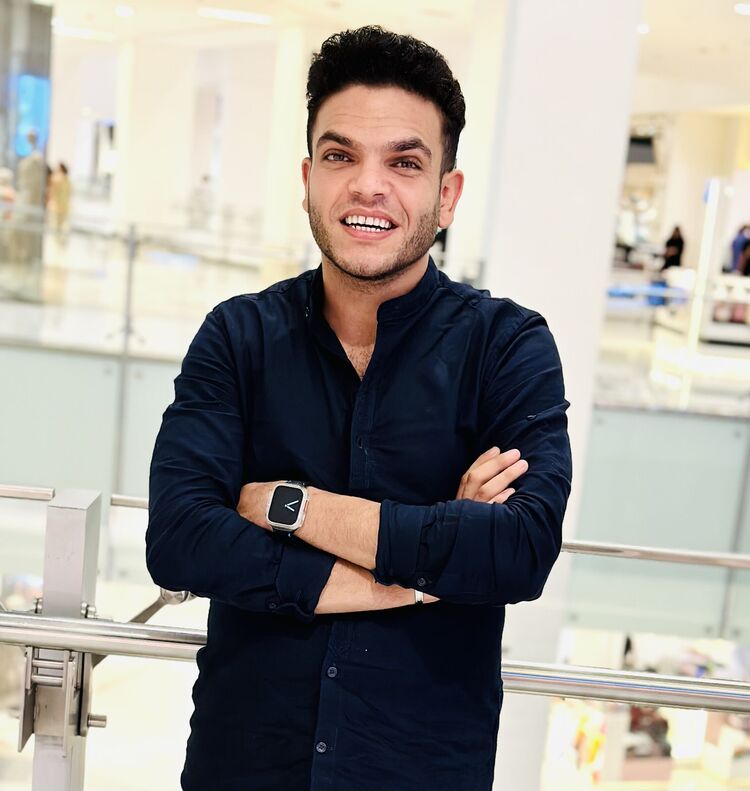  39659465  Abanoub, 28 ,    Soho