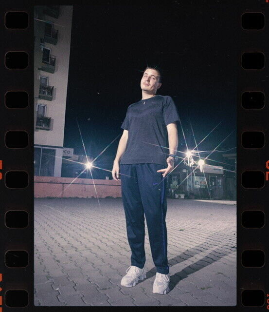  ,   Denys, 30 ,   ,   , c 