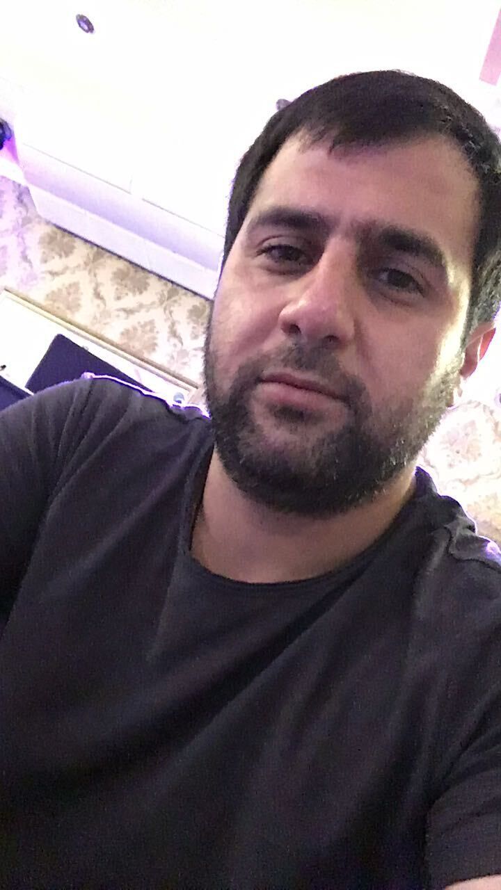  37490015  Niko, 38 ,    