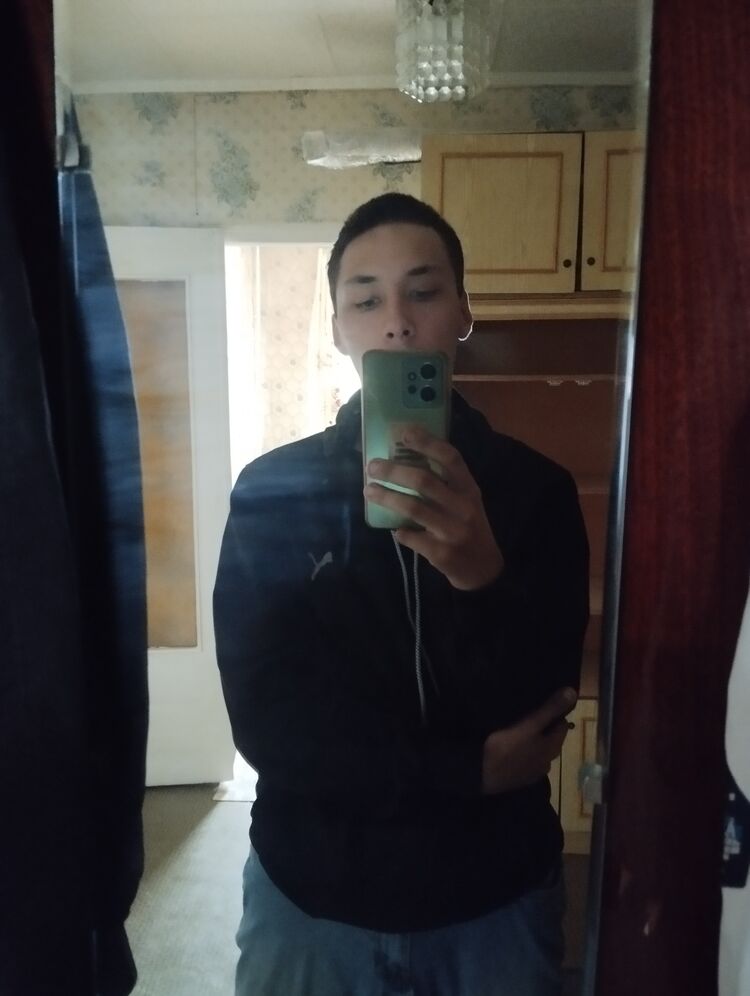  52801605  , 20 ,    