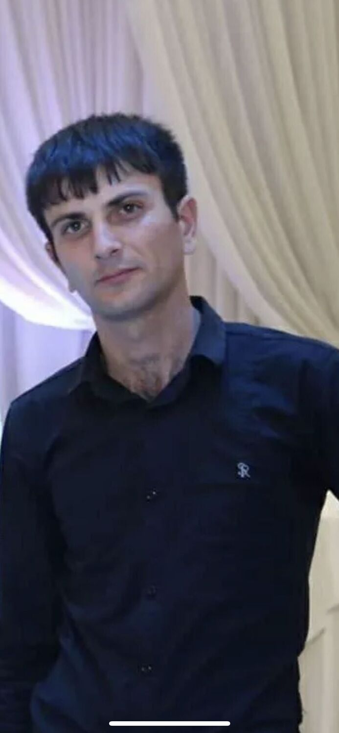  ,   Arman, 34 ,   ,   , 